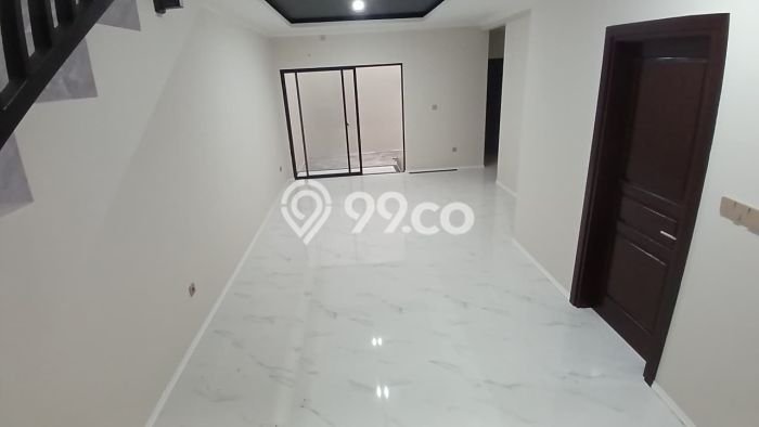 Jual Rumah Strategis Bagus Punya 4 KT di Serpong Tangerang Selatan SHM Jual Rumah Strategis Bagus Punya 4 KT di Serpong Tangerang Selatan SHM