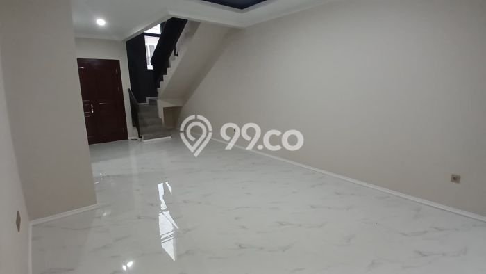 Jual Rumah Strategis Bagus Punya 4 KT di Serpong Tangerang Selatan SHM Jual Rumah Strategis Bagus Punya 4 KT di Serpong Tangerang Selatan SHM
