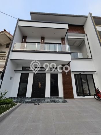Rumah Elit Modern Siap Huni di BSD Nusaloka Tangerang Rumah Elit Modern Siap Huni di BSD Nusaloka Tangerang