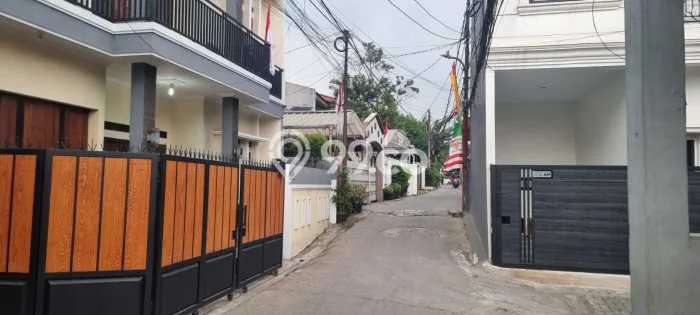 Sewa cepat hunian minimalis lokasi strategis 4 Kamar di Jagakarsa, Jakarta Selatan Sewa cepat hunian minimalis lokasi strategis 4 Kamar di Jagakarsa, Jakarta Selatan