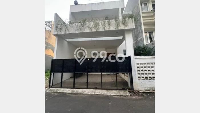 Disewakan! Rumah 3 Kamar Tidur &
3 Kamar Mandi di Kebagusan, Jakarta Selatan Disewakan! Rumah 3 Kamar Tidur &
3 Kamar Mandi di Kebagusan, Jakarta Selatan