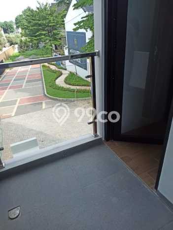 For Sale Rumah 3 Kamar Lokasi Ideal Nyaman dan Strategis di Karawaci For Sale Rumah 3 Kamar Lokasi Ideal Nyaman dan Strategis di Karawaci