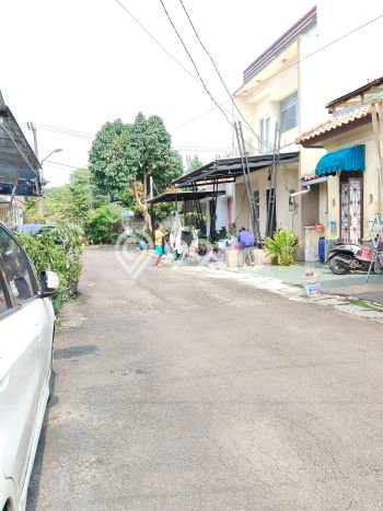 Dijual Rumah Strategis Bagus Punya 3 KT di Karawaci Tangerang SHM Dijual Rumah Strategis Bagus Punya 3 KT di Karawaci Tangerang SHM