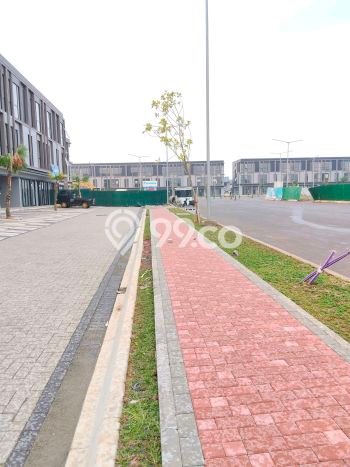 Unit Ruko disewakan di Serpong Tangerang Selatan dengan LT 115m2 / LB 165m2 Unit Ruko disewakan di Serpong Tangerang Selatan dengan LT 115m2 / LB 165m2