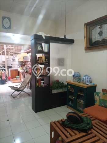 For Sale Rumah 3 Kamar Lokasi Strategis Nyaman dan Strategis di Karawaci For Sale Rumah 3 Kamar Lokasi Strategis Nyaman dan Strategis di Karawaci