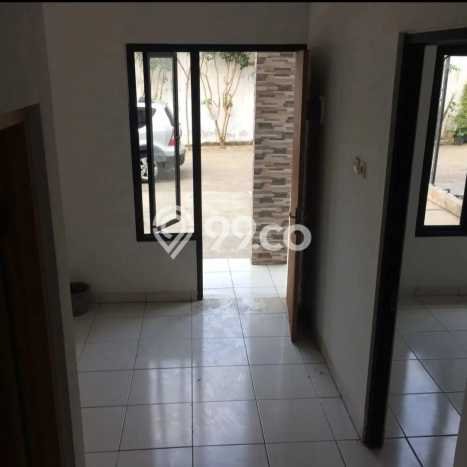 Dijual Rumah 3 Kamar Lokasi Ideal Bagus dan Strategis di Karawaci Dijual Rumah 3 Kamar Lokasi Ideal Bagus dan Strategis di Karawaci