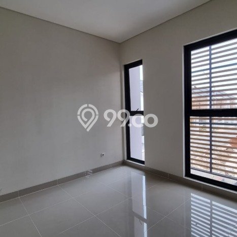 Jual Rumah Mewah Elegan Dengan View Eksklusif di Metland Puri, Jakarta Barat Jual Rumah Mewah Elegan Dengan View Eksklusif di Metland Puri, Jakarta Barat