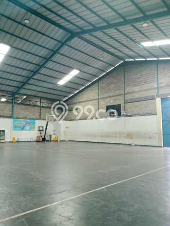 Unit Gudang Disewa Lokasi Karawaci, Tangerang Spesifikasi Luas Bangunan 1700m2 Unit Gudang Disewa Lokasi Karawaci, Tangerang Spesifikasi Luas Bangunan 1700m2