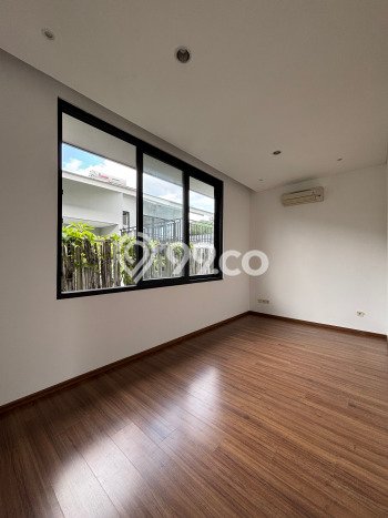 Dijual Rumah Mewah Elegan Dengan View Eksklusif di Kemang, Jakarta Selatan Dijual Rumah Mewah Elegan Dengan View Eksklusif di Kemang, Jakarta Selatan