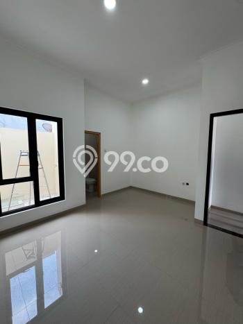 Rumah Luas Asri 3 KT Siap Pakai di Green Lake City Jakarta Barat Rumah Luas Asri 3 KT Siap Pakai di Green Lake City Jakarta Barat