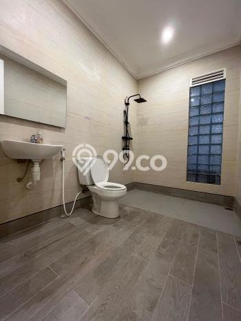 Hunian Minimalis dengan LT 1269m2 & LB 500m2 Dikontrakkan di Pondok Labu Hunian Minimalis dengan LT 1269m2 & LB 500m2 Dikontrakkan di Pondok Labu