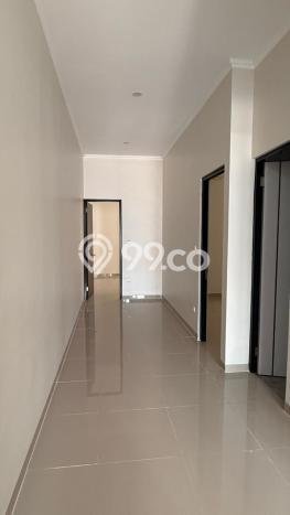 Jual Rumah Bagus Siap Huni LB 160m2 di Serpong Utara, Tangerang Selatan Jual Rumah Bagus Siap Huni LB 160m2 di Serpong Utara, Tangerang Selatan