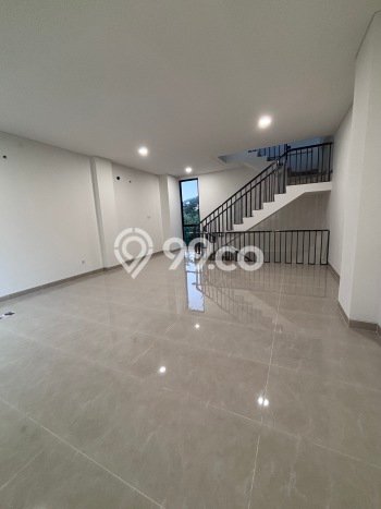 Ruko bagus disewakan di BSD Tangerang Selatan dengan LB 185m2 harga sewa terbaik Ruko bagus disewakan di BSD Tangerang Selatan dengan LB 185m2 harga sewa terbaik