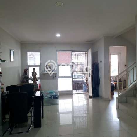 Rumah Modern 4 KT di Gading Serpong Tangerang Semi Furnished Rumah Modern 4 KT di Gading Serpong Tangerang Semi Furnished