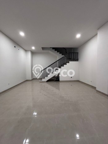 Ruko bagus disewakan di BSD Tangerang Selatan dengan LB 185m2 harga sewa terbaik Ruko bagus disewakan di BSD Tangerang Selatan dengan LB 185m2 harga sewa terbaik