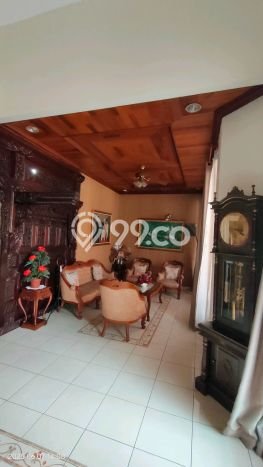 For Sale! Luxury House LT 350m2 Desain Elegan di Jombang For Sale! Luxury House LT 350m2 Desain Elegan di Jombang