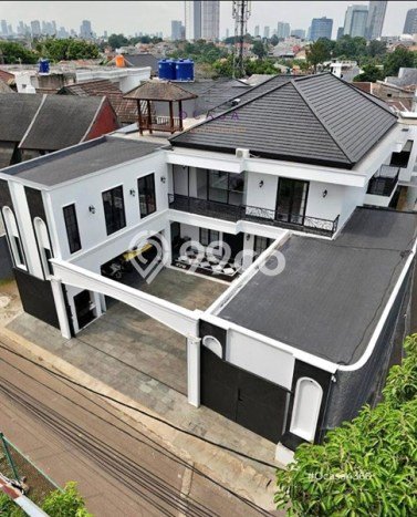 Ready to Use! Premium House LT 960m2 Desain Elegan di Pondok Indah Ready to Use! Premium House LT 960m2 Desain Elegan di Pondok Indah