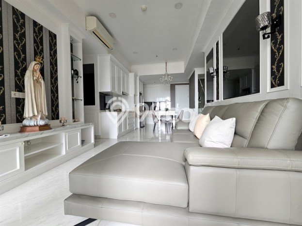 Dijual Apartemen Luxury di Taman Anggrek 3 Kamar & 3 Kamar Mandi Dijual Apartemen Luxury di Taman Anggrek 3 Kamar & 3 Kamar Mandi