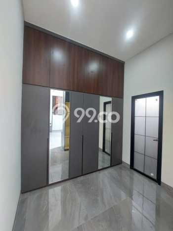 For Sale! Luxury House LT 304m2 Desain Elegan di Cikupa Citra Raya For Sale! Luxury House LT 304m2 Desain Elegan di Cikupa Citra Raya
