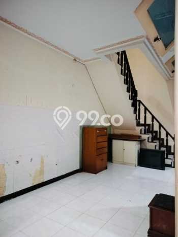 Disewakan! Rumah 3 Kamar Tidur &
3 Kamar Mandi di Sunter, Jakarta Utara Disewakan! Rumah 3 Kamar Tidur &
3 Kamar Mandi di Sunter, Jakarta Utara