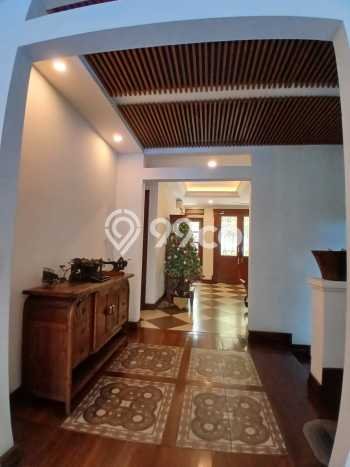 Siap Huni Hunian Elit 10 Kamar di Menteng Dekat ke Mana Pun Siap Huni Hunian Elit 10 Kamar di Menteng Dekat ke Mana Pun