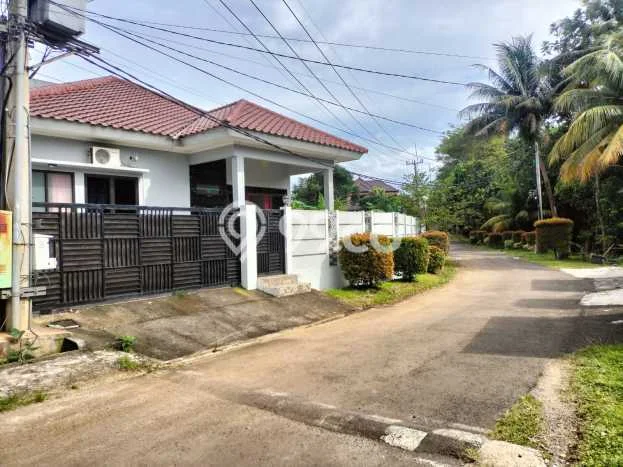 Dijual Rumah Strategis Bagus Punya 3 KT di Cibinong Bogor SHM Dijual Rumah Strategis Bagus Punya 3 KT di Cibinong Bogor SHM