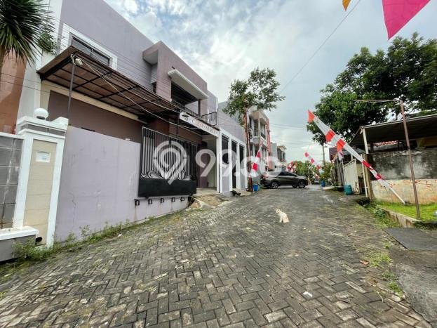 Rumah Mewah Siap Huni LT 240m2 di Tembalang, Semarang Rumah Mewah Siap Huni LT 240m2 di Tembalang, Semarang