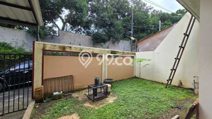Rumah Modern Minimalis 4 Kamar Siap Huni di Banyumanik Rumah Modern Minimalis 4 Kamar Siap Huni di Banyumanik