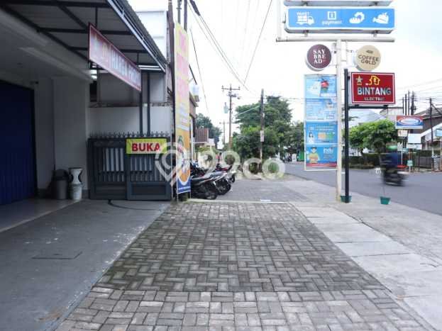 Ruko Paling Dicari LB 400m2 Dijual di Banyumanik Ruko Paling Dicari LB 400m2 Dijual di Banyumanik