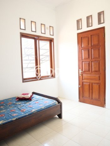 Hunian Mewah Dijual LT 220m2 di Banyumanik, Semarang Hunian Mewah Dijual LT 220m2 di Banyumanik, Semarang