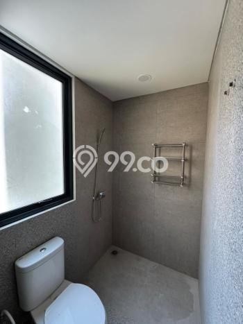 Jarang Ada! Rumah Kontrakan 3 Kamar Nyaman Siap Huni BSD City Jarang Ada! Rumah Kontrakan 3 Kamar Nyaman Siap Huni BSD City