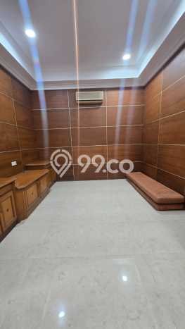 Siap Huni Rumah Mewah 5 Kamar di Kelapa Gading Dekat ke Mana Saja Siap Huni Rumah Mewah 5 Kamar di Kelapa Gading Dekat ke Mana Saja