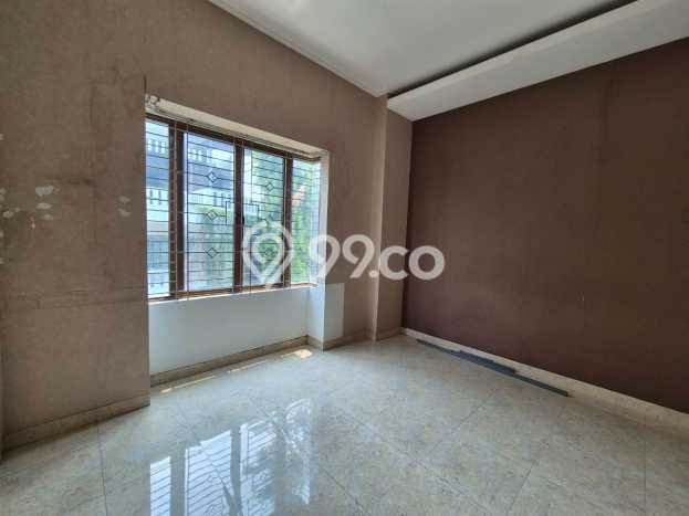 Siap Huni Rumah Mewah 3 Kamar di Kelapa Gading Dekat ke Mana Pun Siap Huni Rumah Mewah 3 Kamar di Kelapa Gading Dekat ke Mana Pun