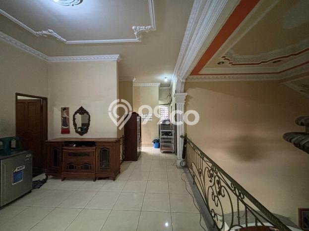 Hunian Cantik Minimalis Lb 275m2 di Cakung, Jakarta Timur Hunian Cantik Minimalis Lb 275m2 di Cakung, Jakarta Timur