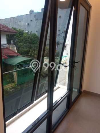 Rumah Strategis Minimalis Lb 127m2 di Pasar Minggu, Jakarta Selatan Rumah Strategis Minimalis Lb 127m2 di Pasar Minggu, Jakarta Selatan