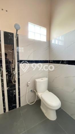 LOKASI PREMIUM! Rumah Berkembang di Banguntapan, LT 108m² Bangunan 100m² LOKASI PREMIUM! Rumah Berkembang di Banguntapan, LT 108m² Bangunan 100m²
