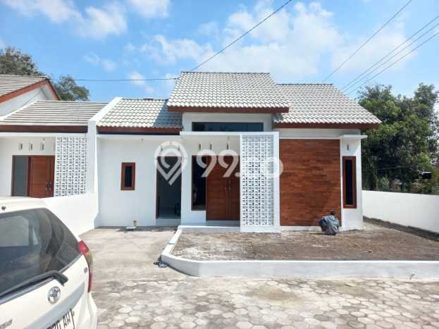 PENAWARAN TERBATAS! Rumah Berkualitas di Prambanan, Luas 104m² LB 36m² PENAWARAN TERBATAS! Rumah Berkualitas di Prambanan, Luas 104m² LB 36m²