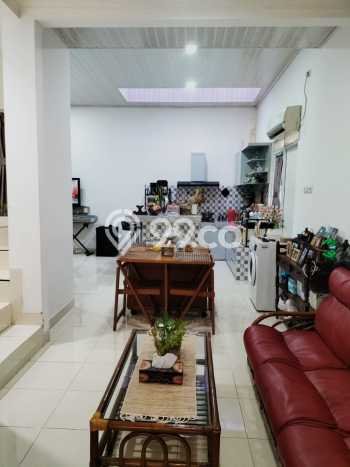 For Sale Hunian Rumah Nyaman 3 Kamar di BSD, Tangerang For Sale Hunian Rumah Nyaman 3 Kamar di BSD, Tangerang