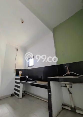 Ruko Disewa di Tanjung Priok, Jakarta Utara, LT 228m2 / LB 300m2 Ruko Disewa di Tanjung Priok, Jakarta Utara, LT 228m2 / LB 300m2