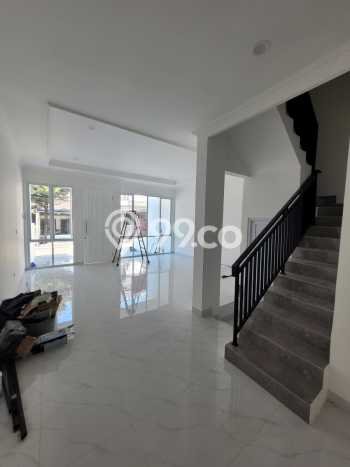 Hunian Eksklusif Siap Huni LT 90m2 di Kelapa Gading, Jakarta Utara Hunian Eksklusif Siap Huni LT 90m2 di Kelapa Gading, Jakarta Utara