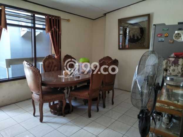 For Sale Rumah Mewah Exclusive di Jatinegara, Jakarta Timur For Sale Rumah Mewah Exclusive di Jatinegara, Jakarta Timur