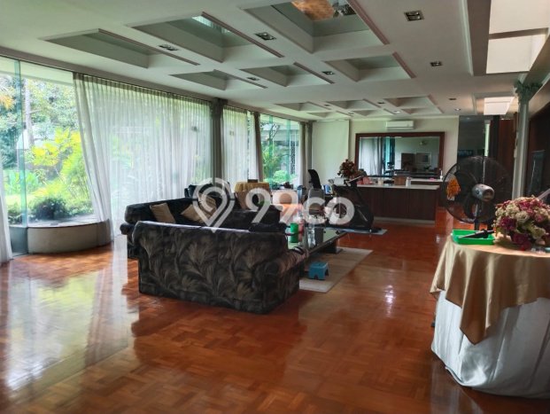Ready to Use! Luxury House LT 2078m2 Desain Elegan di Sunter Ready to Use! Luxury House LT 2078m2 Desain Elegan di Sunter