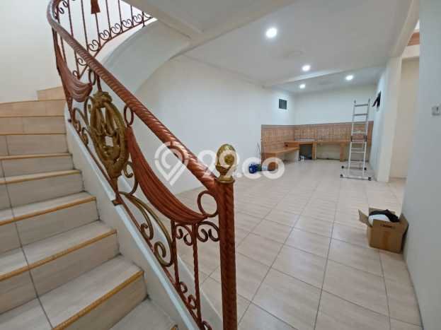 For Sale! Premium House LT 200m2 Desain Modern di Bekasi Kota For Sale! Premium House LT 200m2 Desain Modern di Bekasi Kota