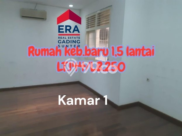 Siap Huni Rumah Mewah 5 Kamar di Kebayoran Baru Dekat ke Mana Pun Siap Huni Rumah Mewah 5 Kamar di Kebayoran Baru Dekat ke Mana Pun