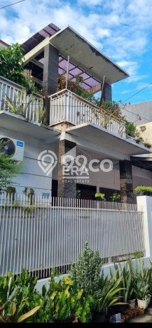 Dijual Rumah Luas Elegan Dengan View Cantik di Rawamangun, Jakarta Timur Dijual Rumah Luas Elegan Dengan View Cantik di Rawamangun, Jakarta Timur
