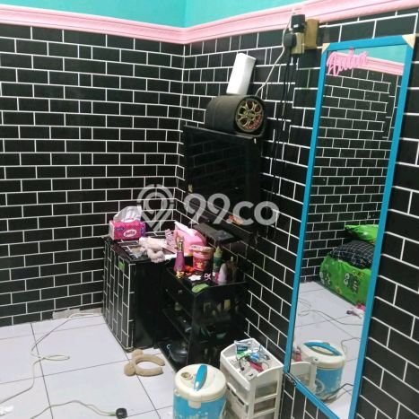 Rumah Kost untuk Dijual di Samarinda Kota dengan 24 KT, 18 KM, Luas 500m2 Rumah Kost untuk Dijual di Samarinda Kota dengan 24 KT, 18 KM, Luas 500m2
