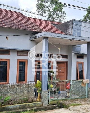 Jual Rumah Bagus Siap Huni LB 128m2 di Samarinda Ulu, Samarinda Jual Rumah Bagus Siap Huni LB 128m2 di Samarinda Ulu, Samarinda