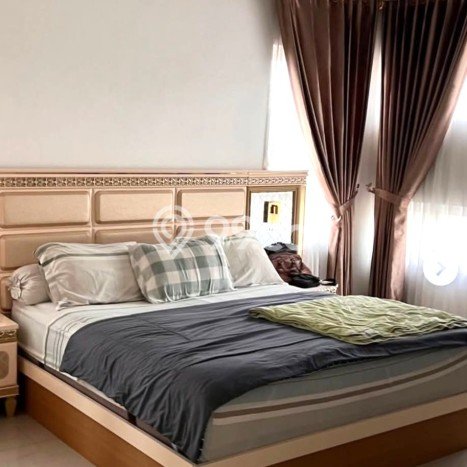 Rumah Mewah LB 250m2 Siap Pakai Desain Elegan di BSD The Icon, Tangerang Rumah Mewah LB 250m2 Siap Pakai Desain Elegan di BSD The Icon, Tangerang