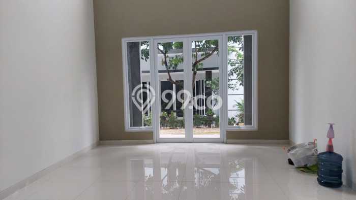 Dijual Rumah Premium dengan Fasilitas Sekitar Komplit di BSD, Tangerang Selatan Dijual Rumah Premium dengan Fasilitas Sekitar Komplit di BSD, Tangerang Selatan