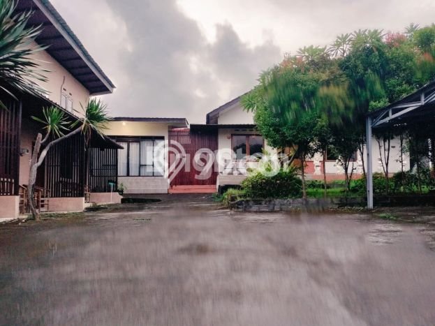 Unit Komersial Tersedia di Ubung Kaja Spesifikasi LB 300m2 Unit Komersial Tersedia di Ubung Kaja Spesifikasi LB 300m2